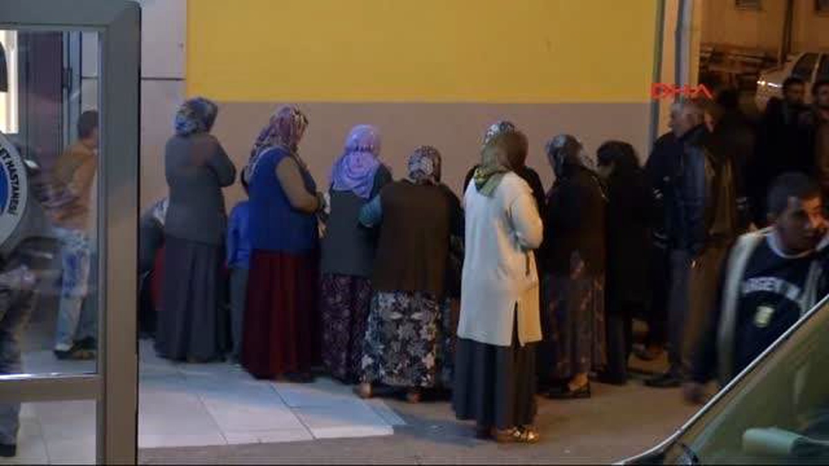Gaziantep\'te Komşular Arasında Bıçaklı Kavga: 1 Ölü, 2 Yaralı