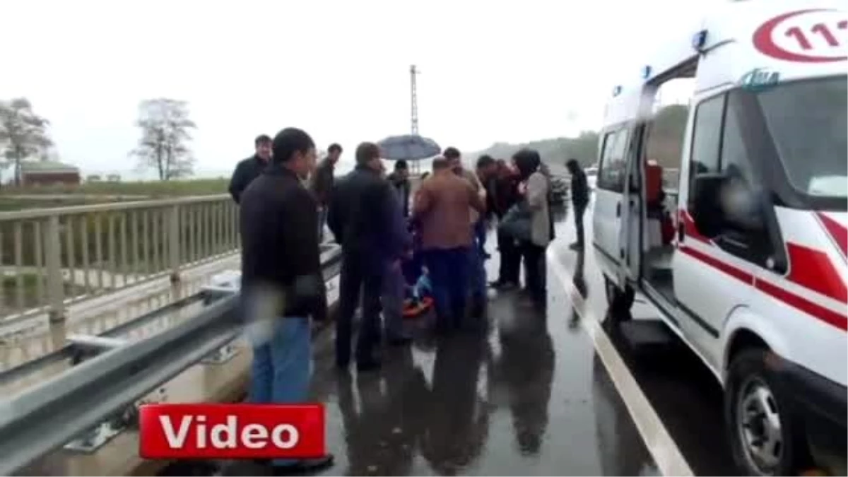 Sinop\'ta Hurdaya Dönen Otomobilden Sağ Çıktılar