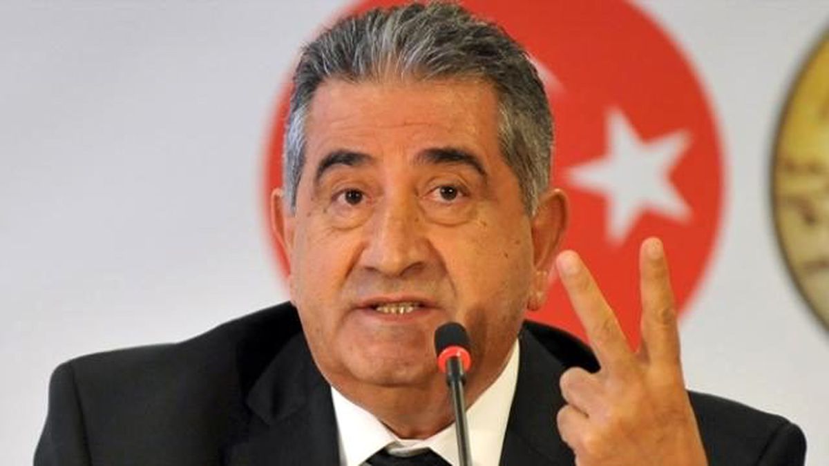 Mahmut Uslu\'dan \'Orta Oyunu\' Yorumu