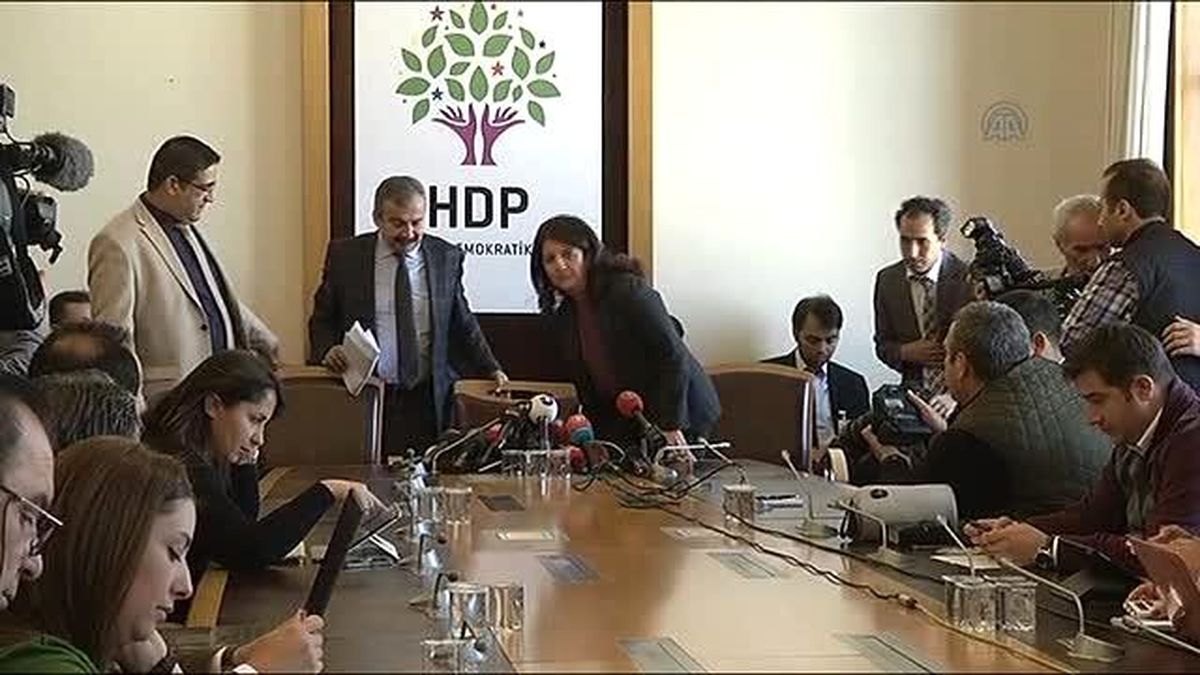 Önder: "Kimse Bize Diz Çöktürme Hevesine Katılmasın"
