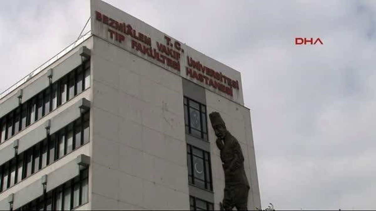 Otomobiliyle Giremeyince İsyan Etti