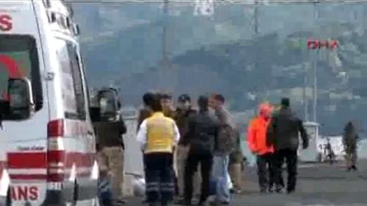 Rumeli Feneri Açıklarında Tekne Battı (2)