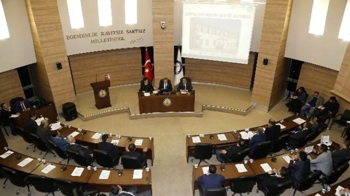 Şahinbey\'de Gündem Muharrem Ayı ve Ermenek\'teki İşçiler