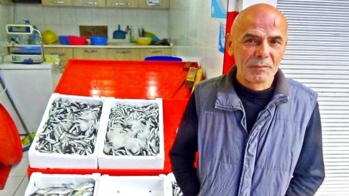 Tekneler Denize Açılamayınca Hamsi Fiyatları Yükseldi