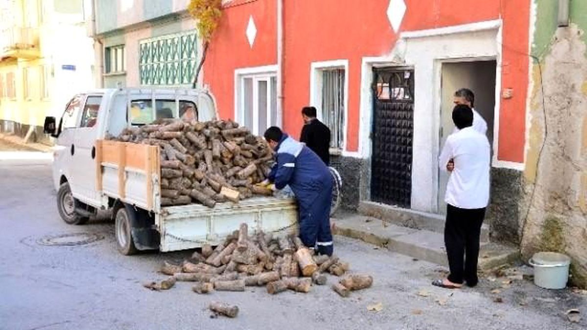 2 Bin Aileye Yakacak Yardımı