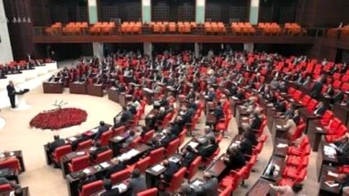 2015 Yılı Bütçesi Plan ve Bütçe Komisyonu\'nda - Hasip Kaplan