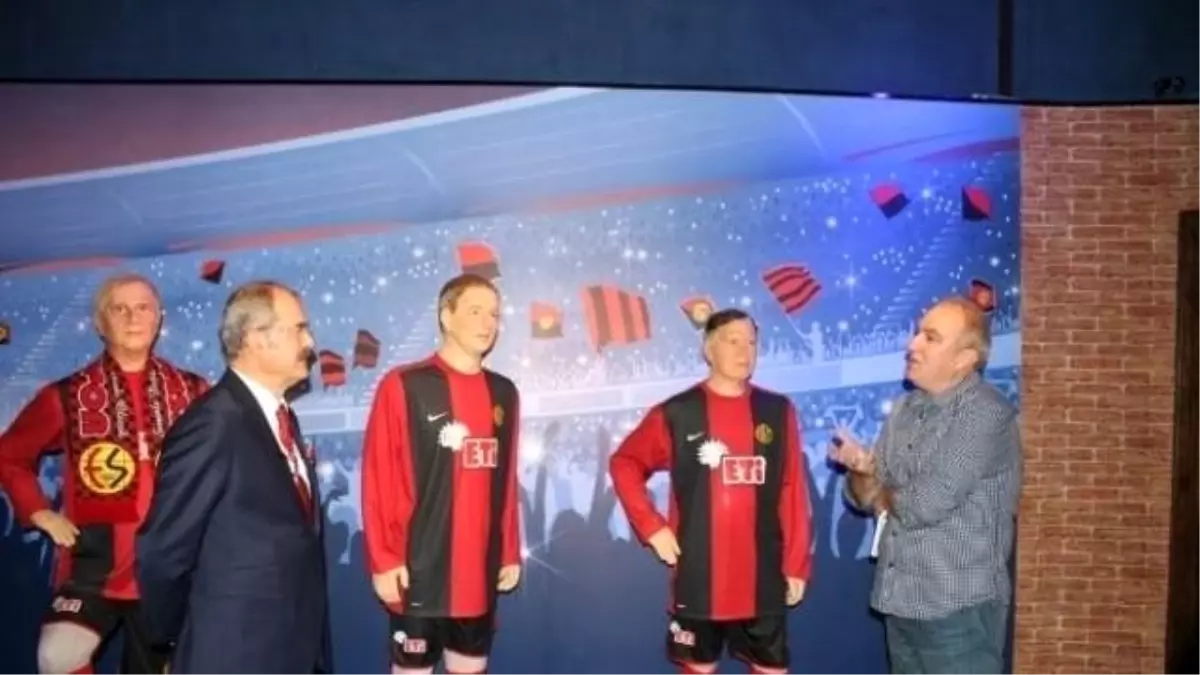 50. Yıl Belgeselinde Büyükerşen\'den Eskişehirspor Tarihi