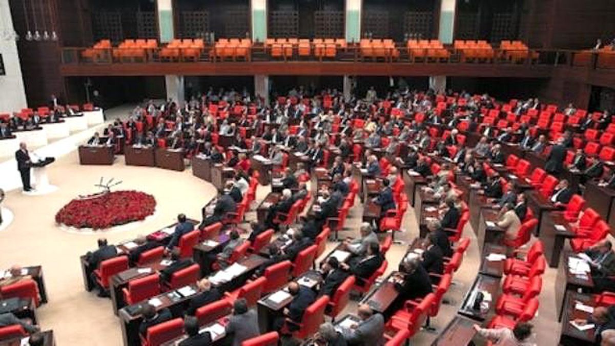 2015 Yılı Bütçesi Plan ve Bütçe Komisyonu\'nda