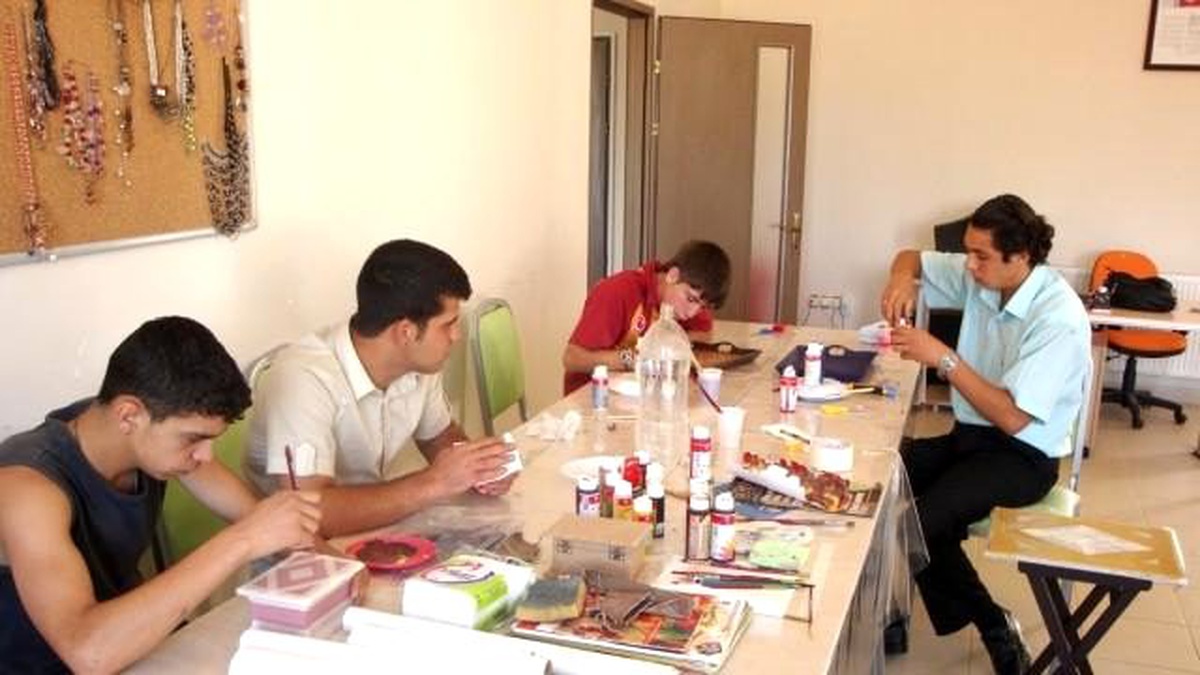 Gaziantep\'te Madde Bağımlısı Gençler Hayata Kazandırılıyor
