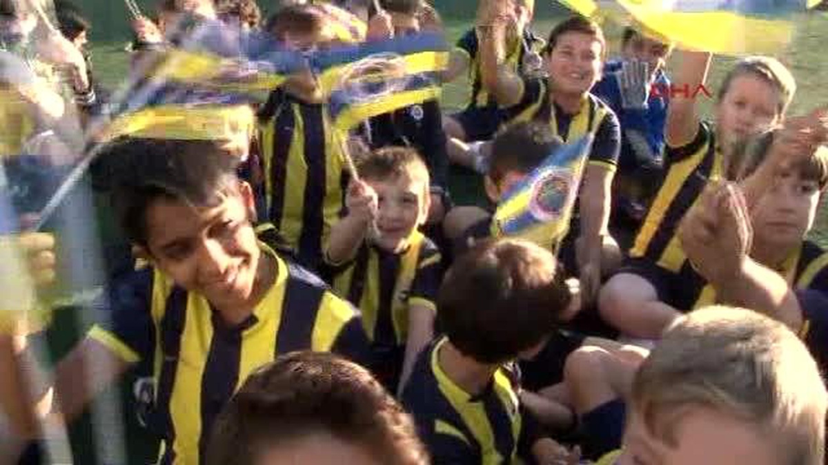 Aziz Yıldırım, Edirne\'de Futbol Okulu Açtı