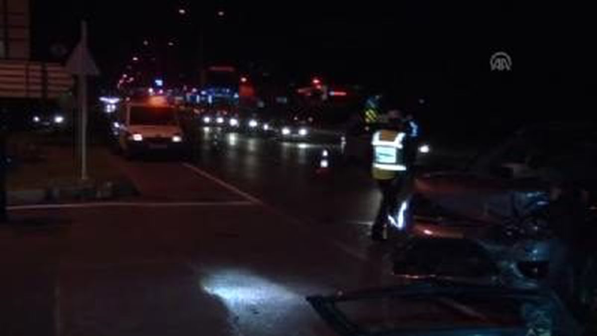 Çorlu\'da Trafik Kazası: 2 Yaralı
