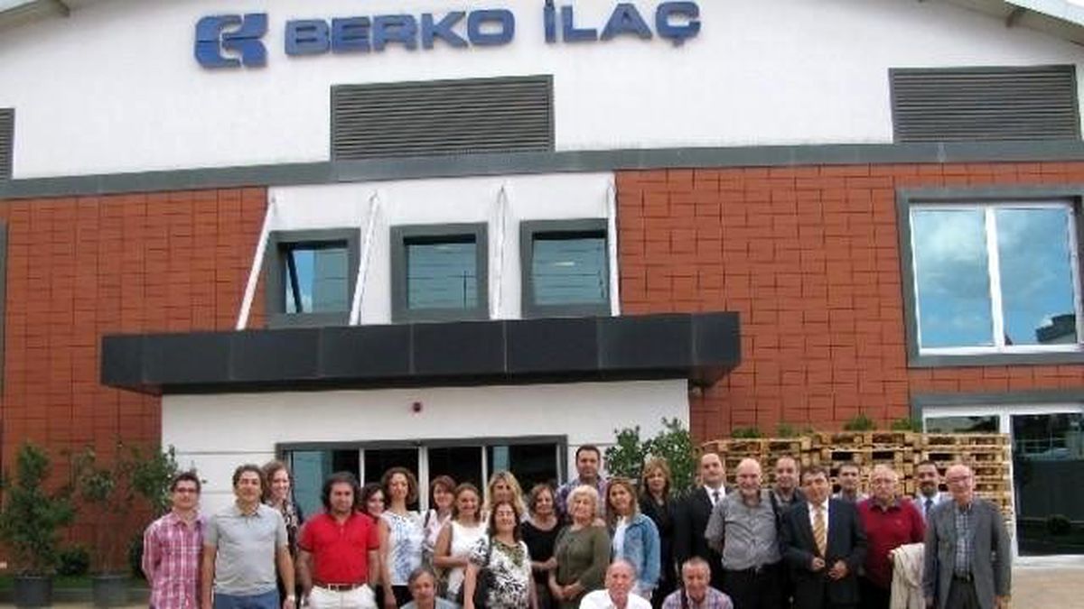 Dermatologlar Berko İlaç Tesislerini Gezdi