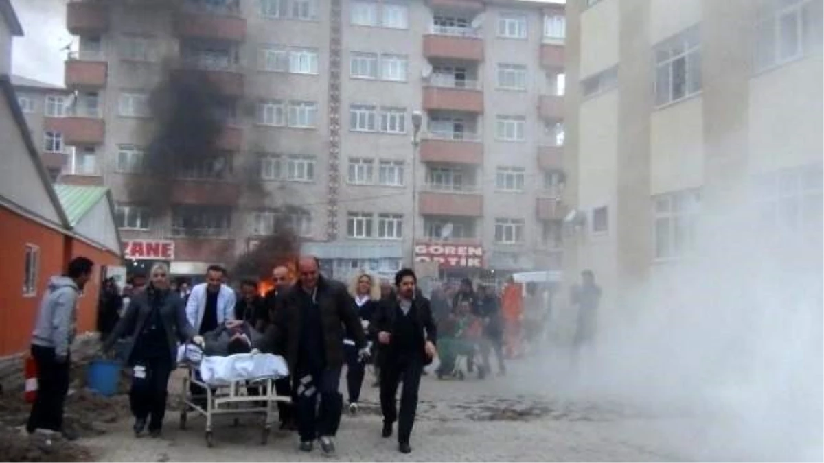 Erciş Devlet Hastanesinde Yangın ve Deprem Tatbikatı