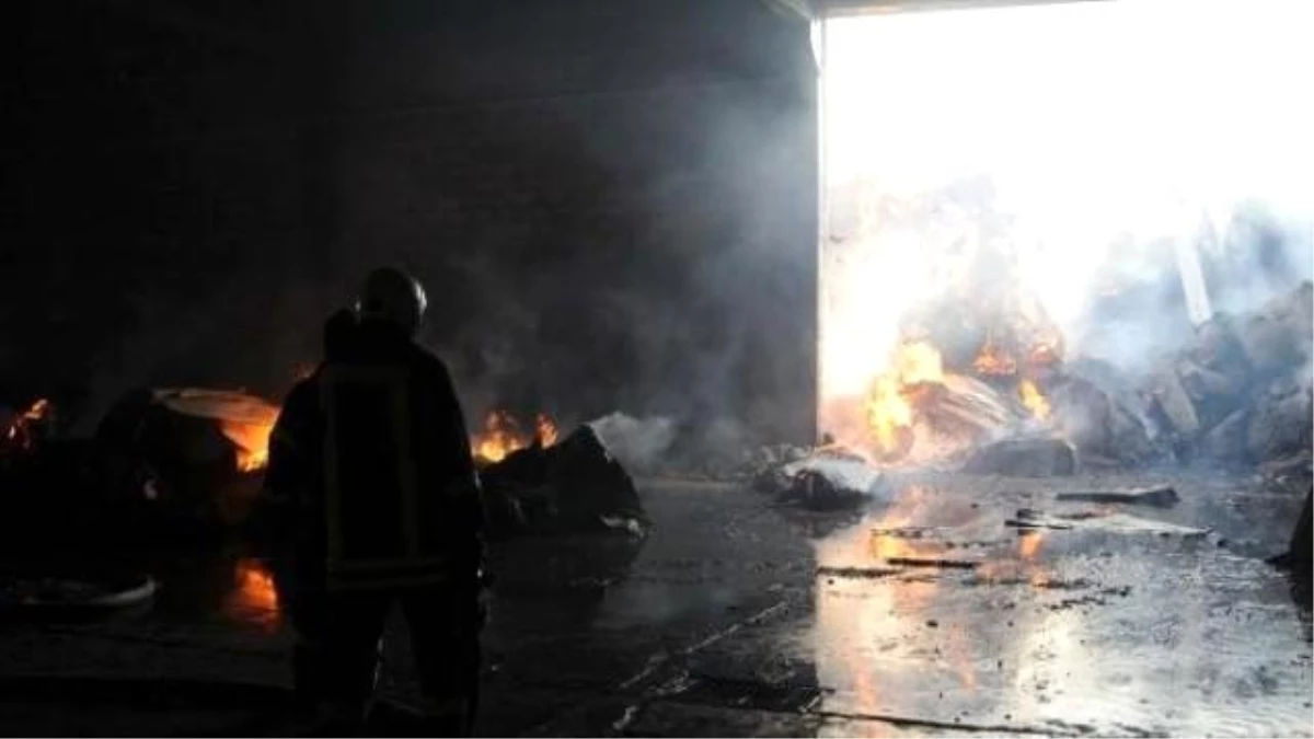 Gaziantep\'te Ambalaj Fabrikasında Yangın