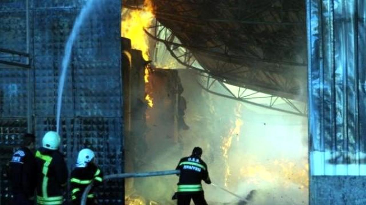 Gaziantep\'te Ambalaj Fabrikasında Yangın