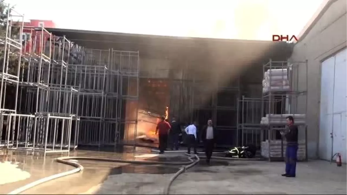 Gaziantep\'te Ambalaj Fabrikasında Yangın