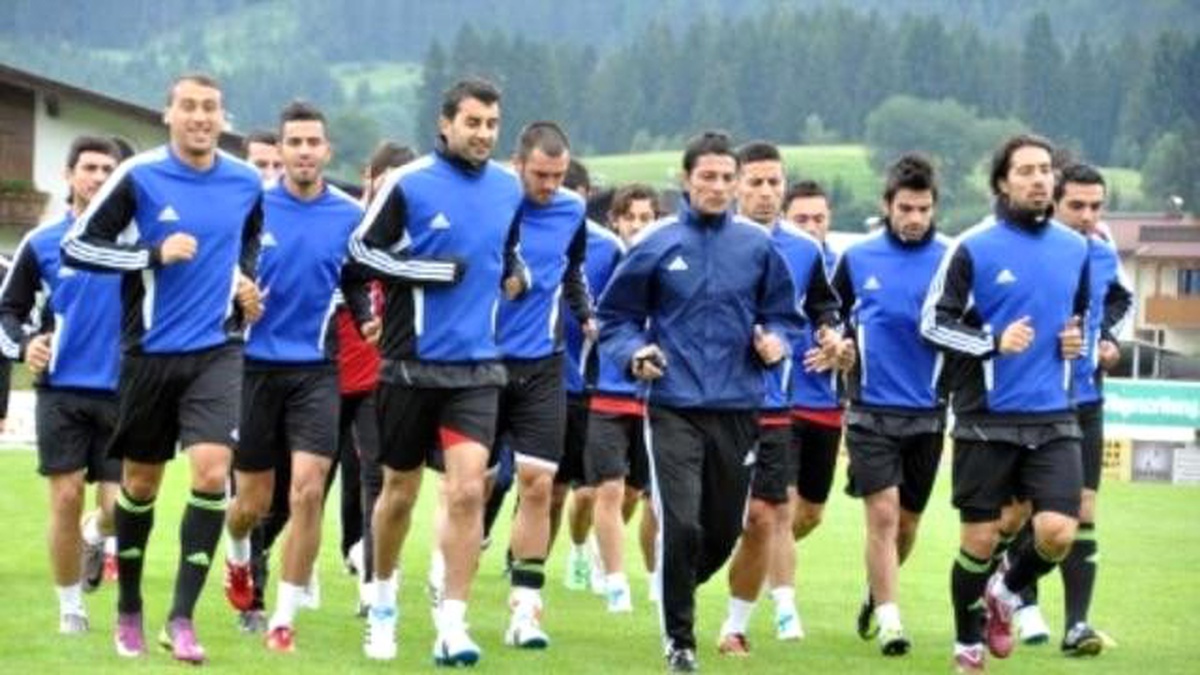 Gaziantepspor\'da, Akhisar Belediyespor Mesaisi Başladı