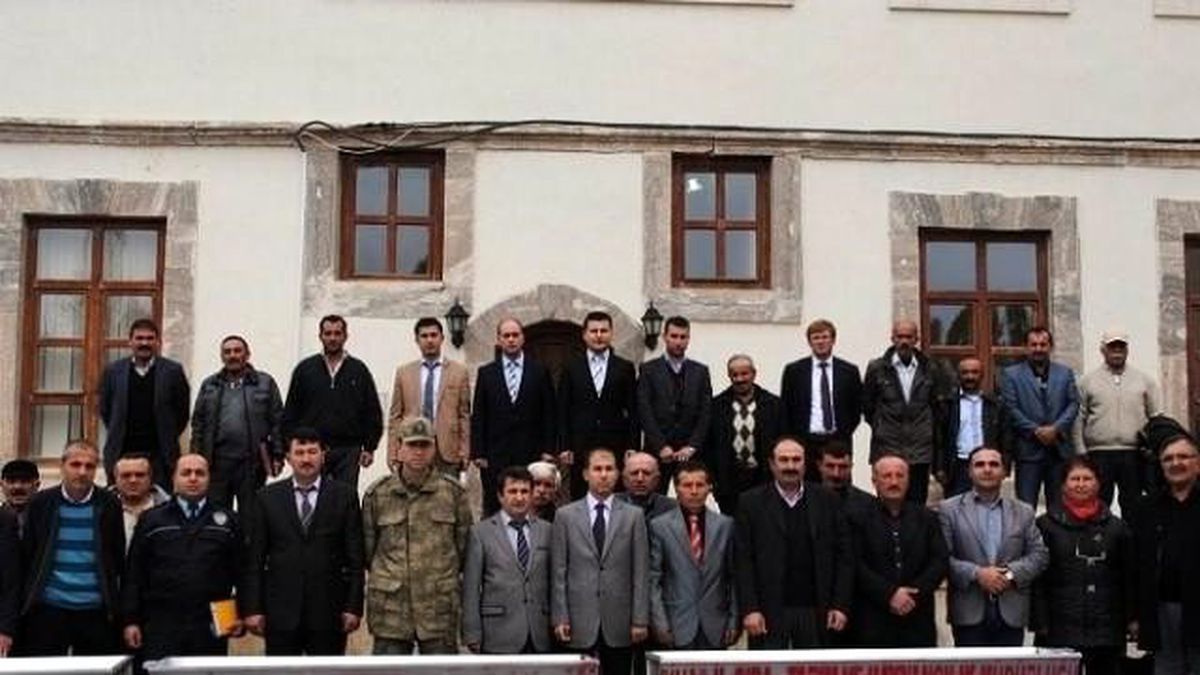 Hafik\'te Köylere Hayvan Sulağı Dağıtıldı