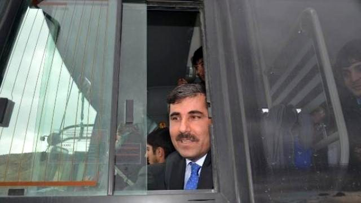 Halk Otobüsü Şoförleri Kontak Kapattı, Başkan Yolcu Taşıdı