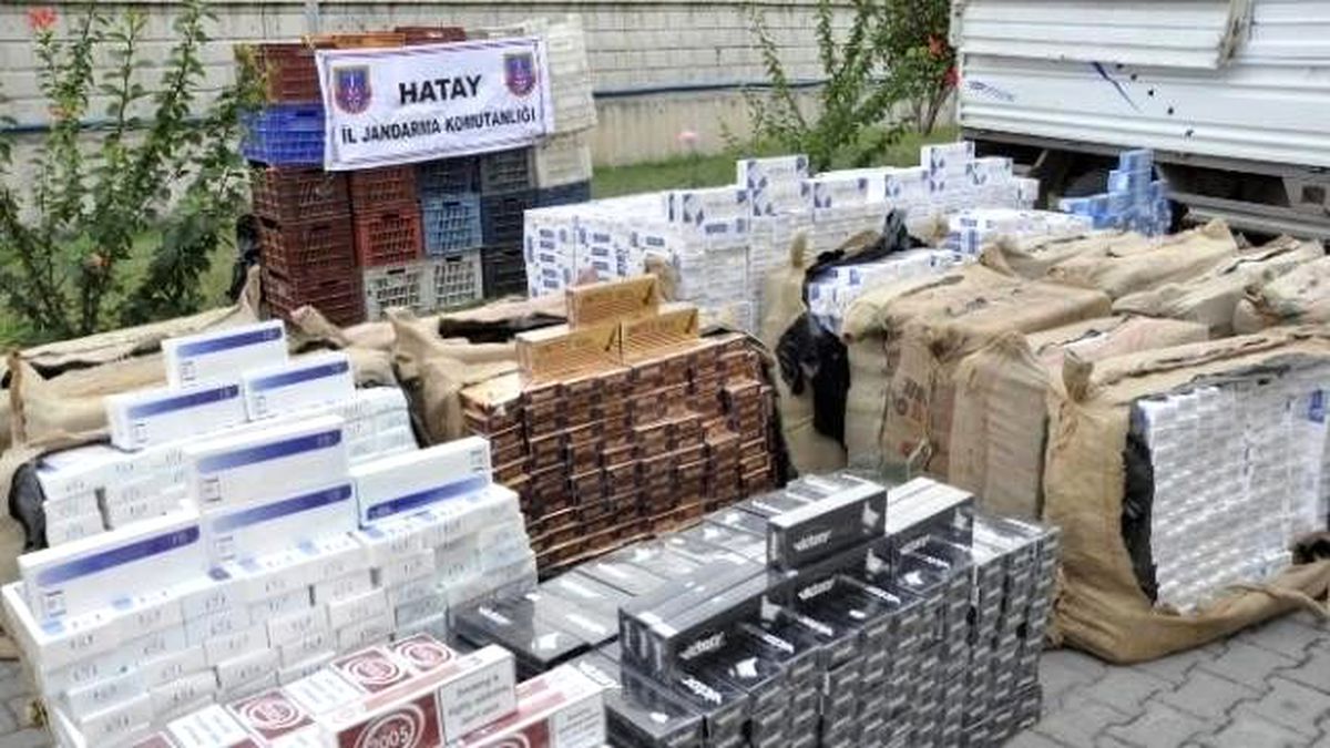 Hatay\'da Kaçak Sigara Operasyonu