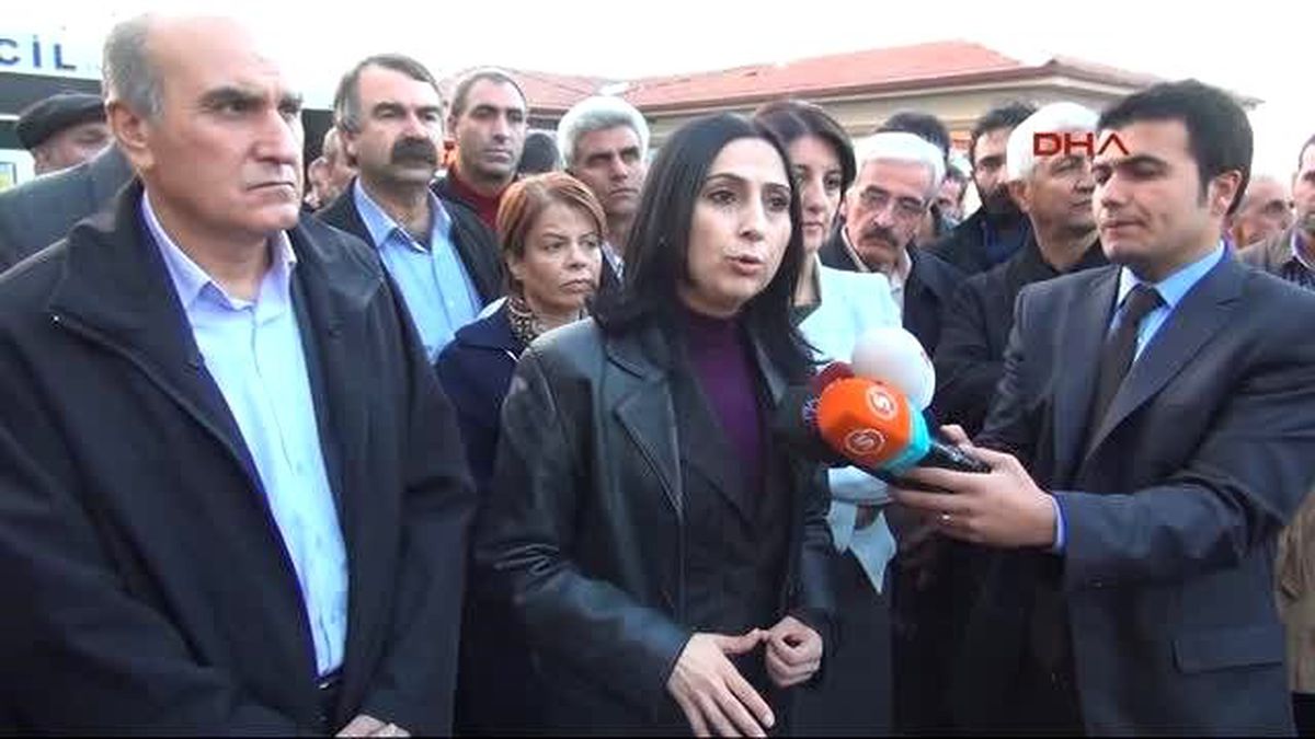 Hdp Eş Genel Başkanı Yüksekdağ\'dan Hastanede Açıklama Yaptı