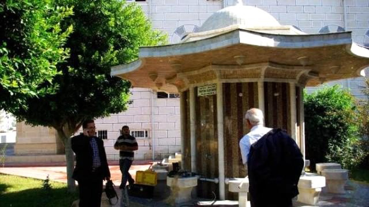 Hırsızlar, Şehidin Anısına Yapılan Çeşmenin Musluklarını Çaldı