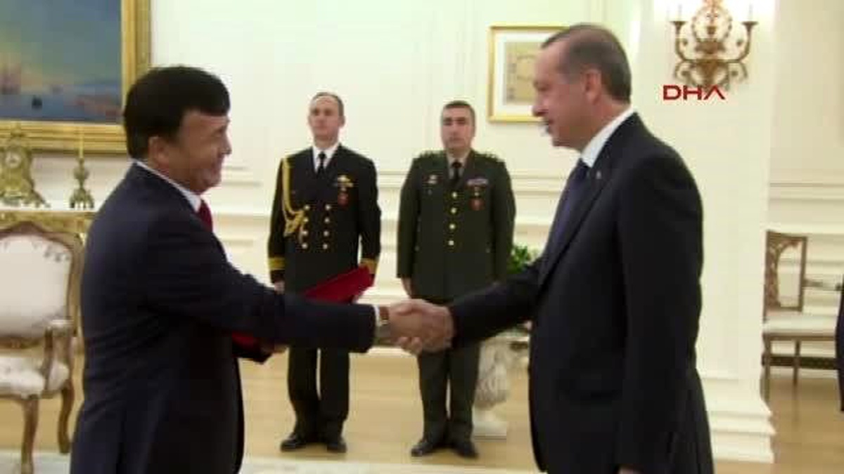 Kırgızistan Büyükelçisinden Cumhurbaşkanı Erdoğan\'a Güven Mektubu
