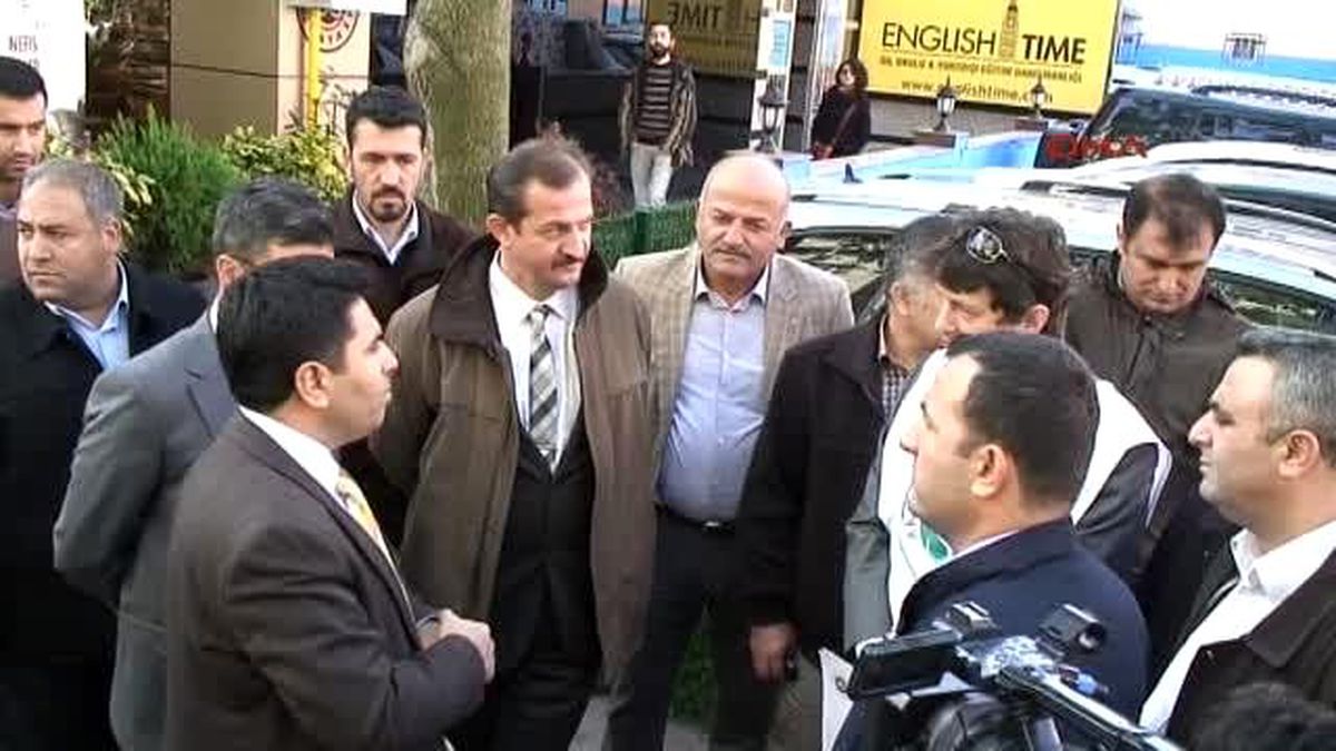 Kocaeli Sendikacı Eğitimcilerin Basın Açıklamasına Polis Engeli
