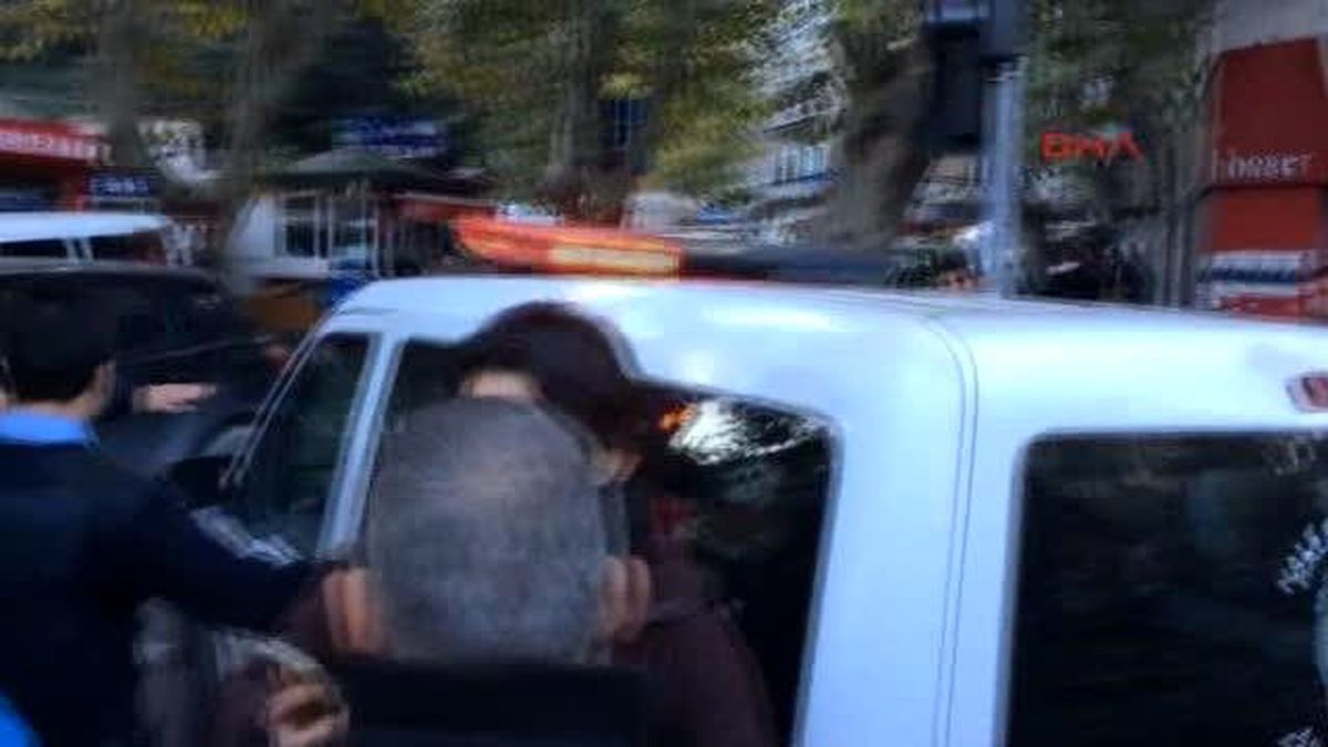 Sarıyer\'deki Silahlı Kişiyi Polis Etkisiz Hale Getirdi
