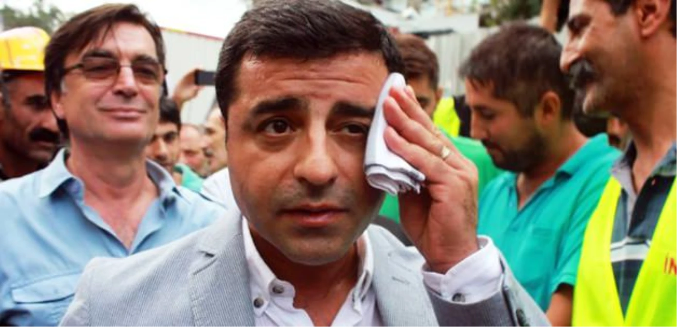 Diyarbakır-Ankara Uçağında Selahattin Demirtaş\'a Şok Tepki