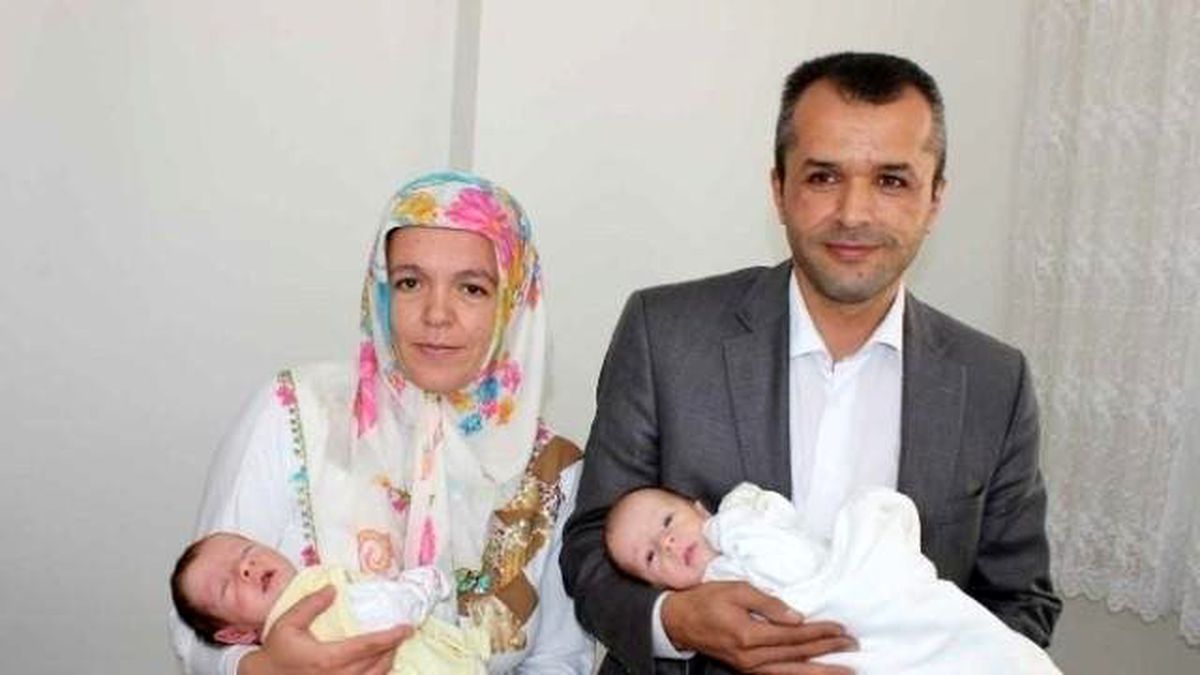 Siyam İkizleri Bereketiyle Geldi