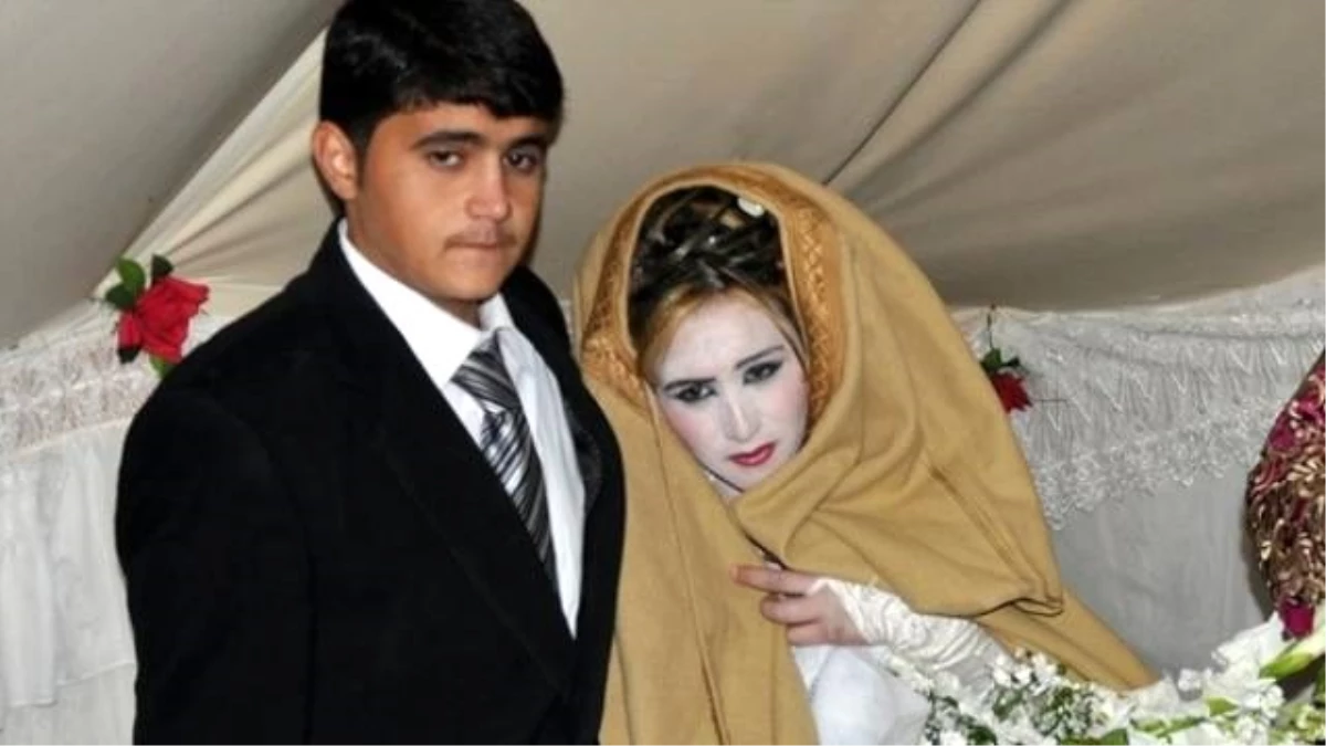 Suriyeli Çift, Çadır Kentte Evlendi