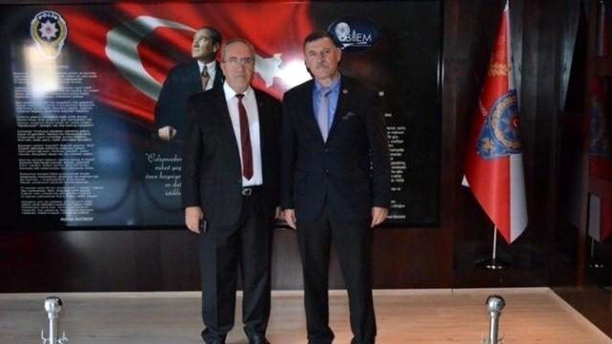 Vezirhan Belde Belediye Başkanı Duymuş\'tan Bilecik İl Emniyet Müdürü Özüdoğru\'ya Ziyaret