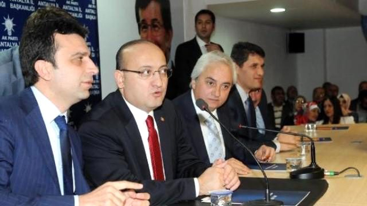 Yalçın Akdoğan: Türkiye Sizin Paralı Askeriniz mi (2)