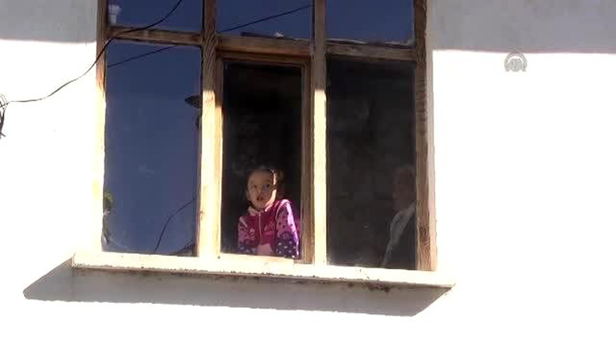 Acıyı Hafızalara Kazıyan Çift Oğullarını Bekliyor