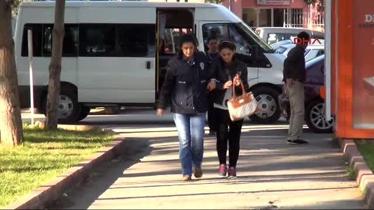 Adana\'da Fuhuş Operasyonu 4 Gözaltı