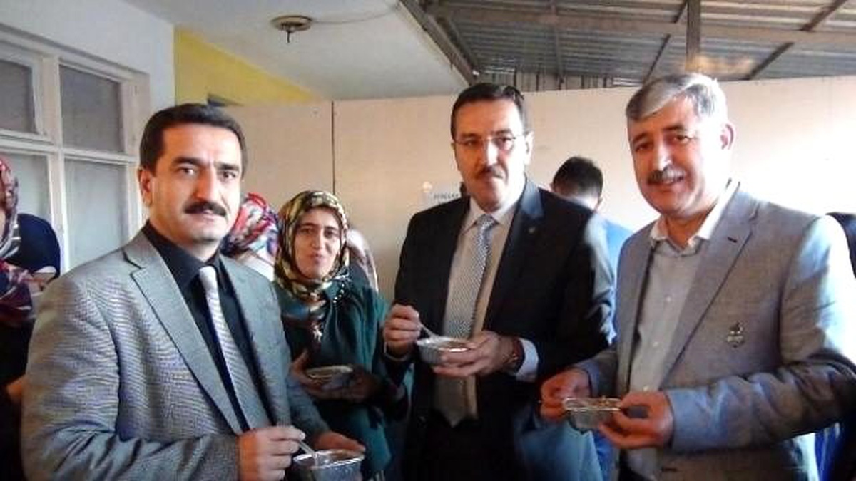 Ak Partili Kadınlar Aşure Etkinliği Düzenledi