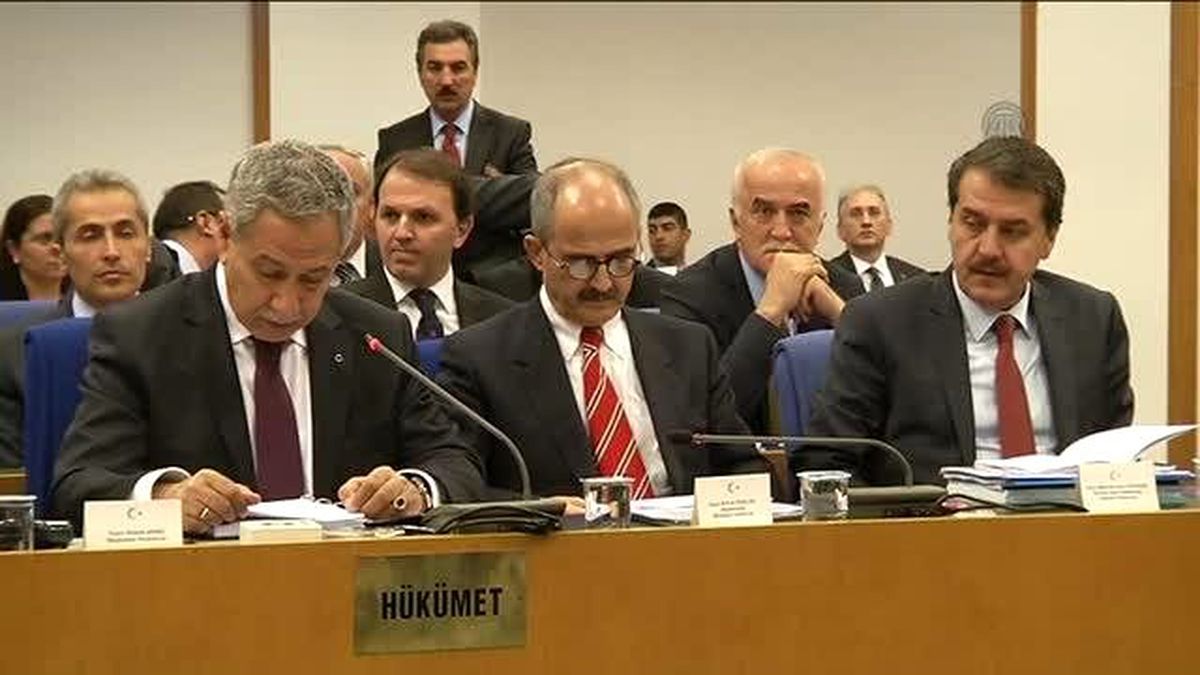 Arınç: "Büyük Devlet Refleksiyle Hareket Ediyoruz"