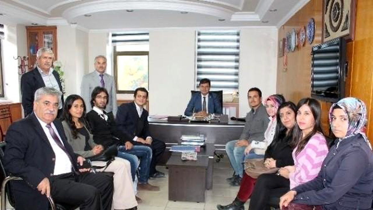 Atama Bekleyen Öğretmenlerden Dolgun\'a Ziyaret