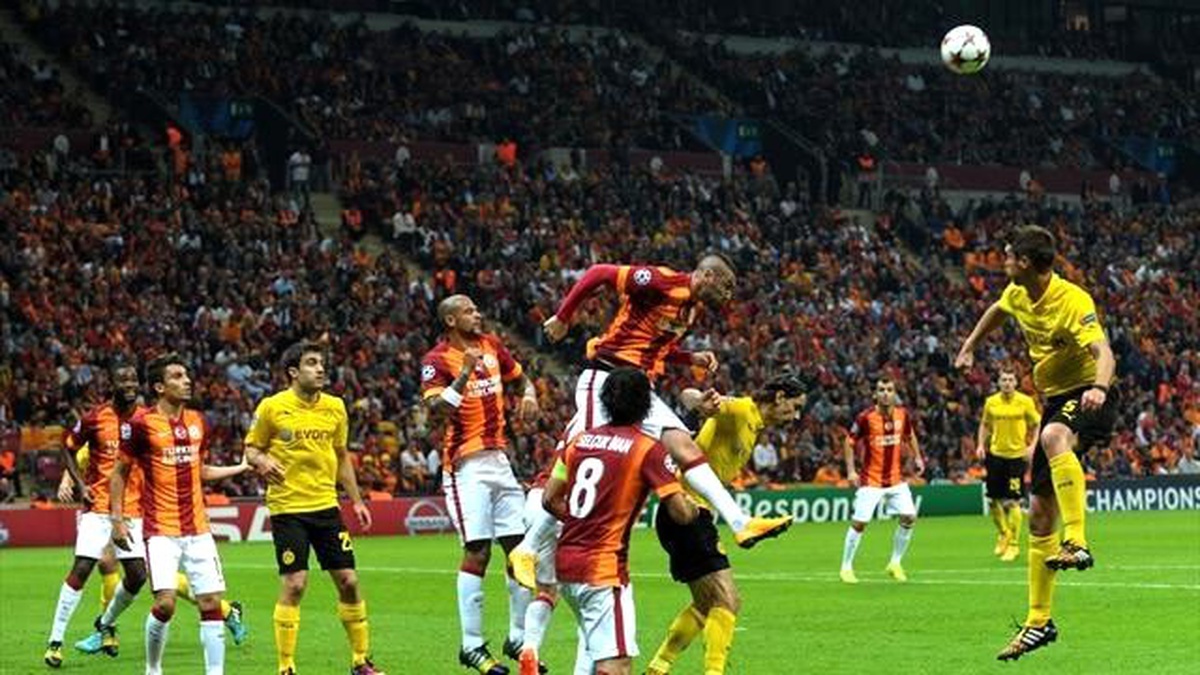 Borussia Dortmund-Galatasaray Maçında Çıkan Olaylar