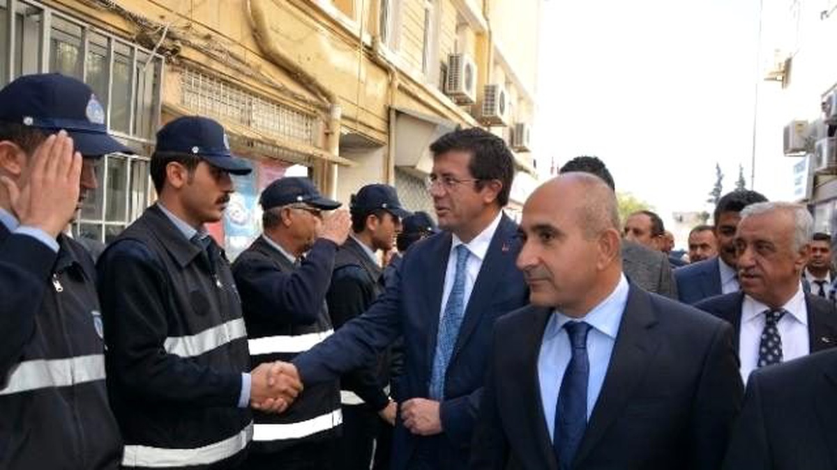 Ekonomi Bakanı Zeybekci, Kilis Belediyesi\'ni Ziyaret Etti