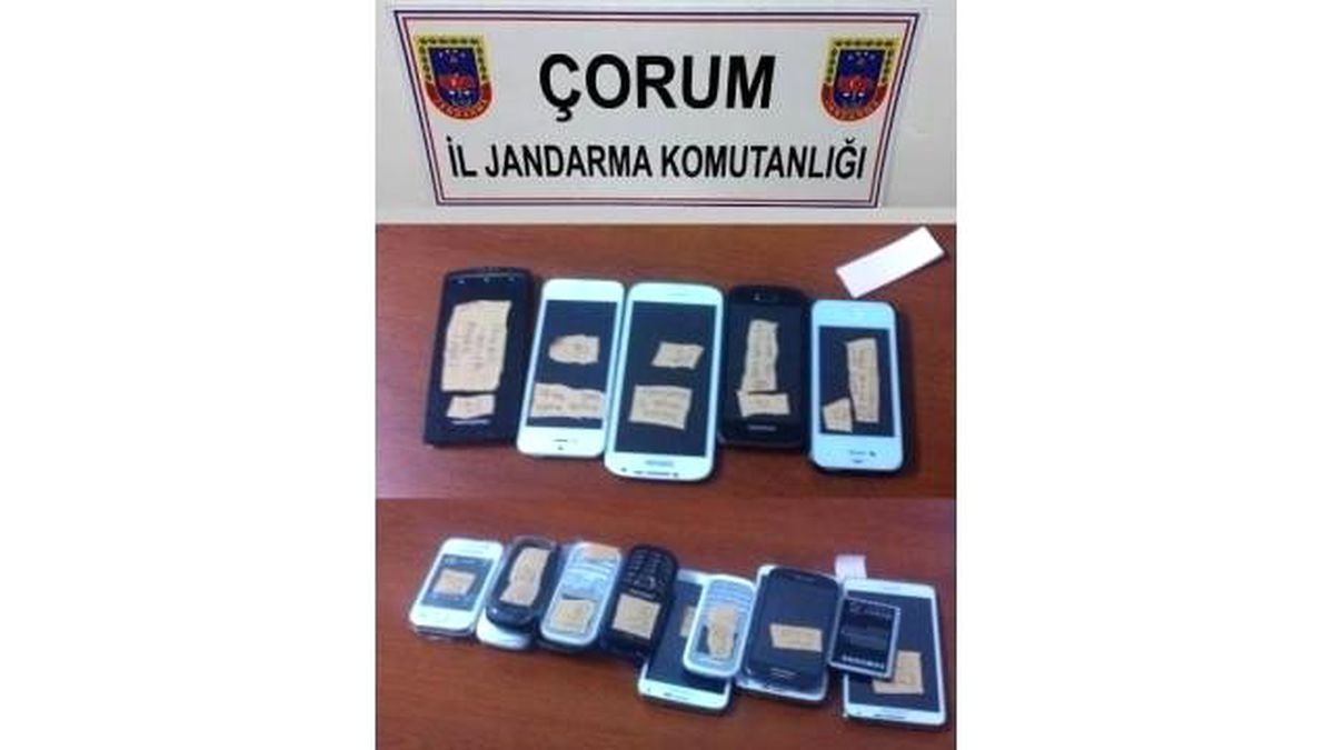 Jandarma\'dan Kaçak Cep Telefonu Operasyonu