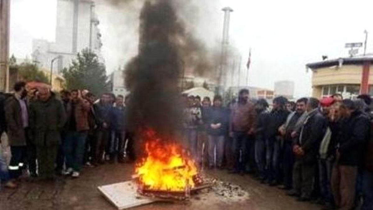 Kangal Termik Santralinde Taşeron İşçilerin Eylemi