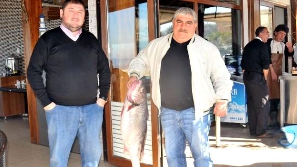 Marmara\'da 11,5 Kiloluk Minekop Balığı Yakalandı