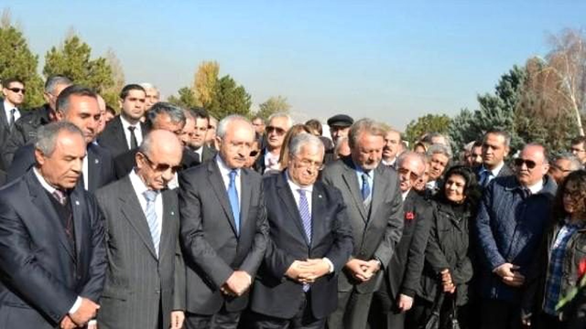 Masum Türker : Bütün Kesimlerin Bir Araya Gelerek Kötü Gidişe \'Dur\' Demesi Gerekiyor