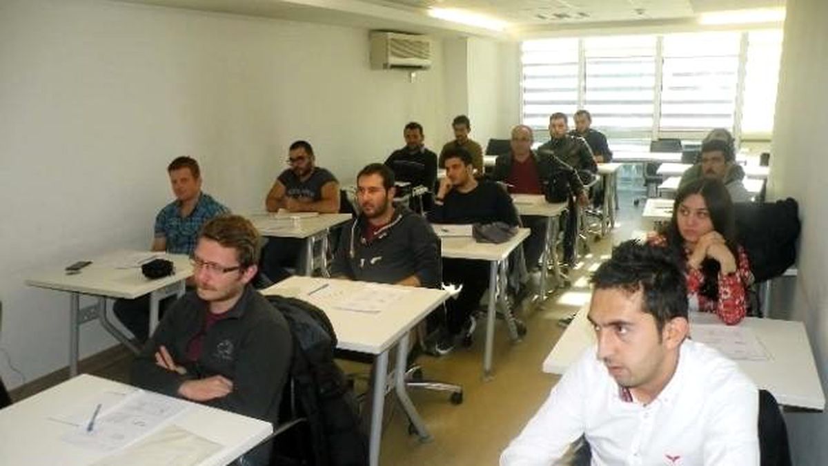 Mmo Şantiye Şeflerini Eğitiyor