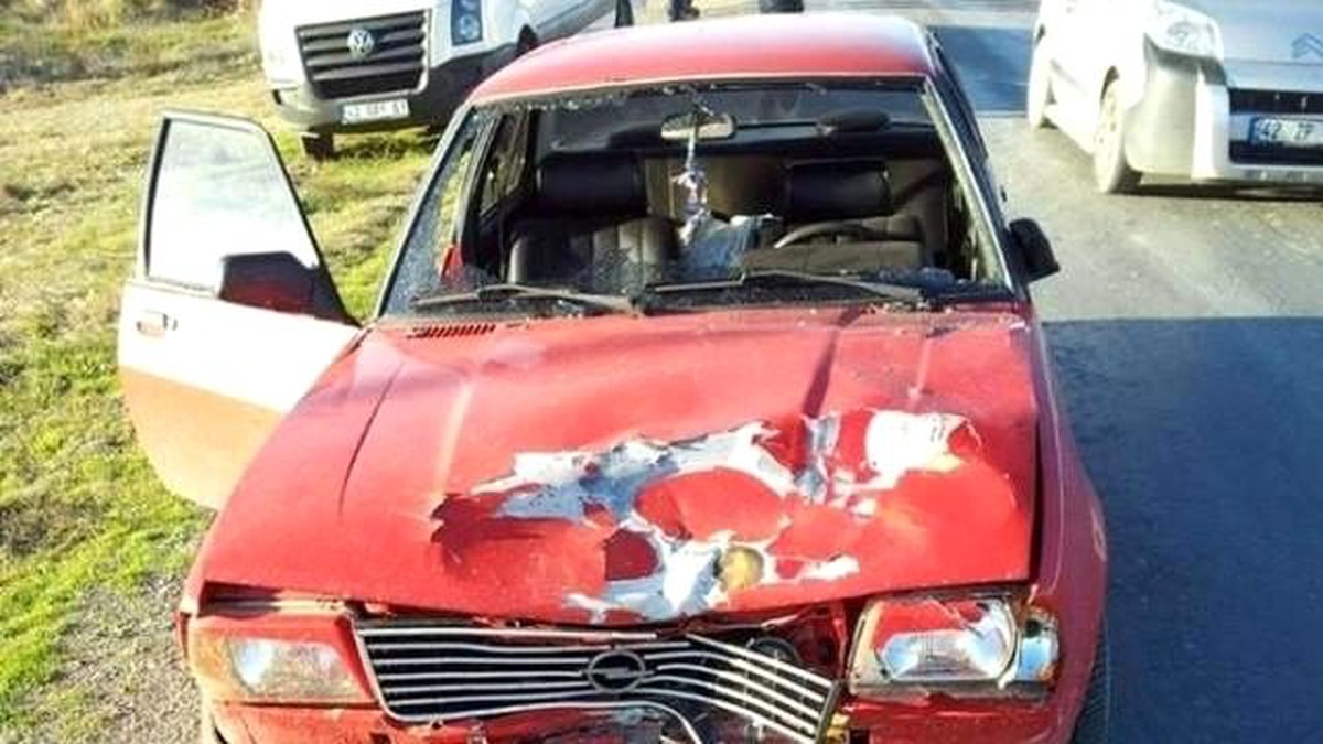 Seydişehir\'de Otomobille Motosiklet Çarpıştı: 1 Yaralı