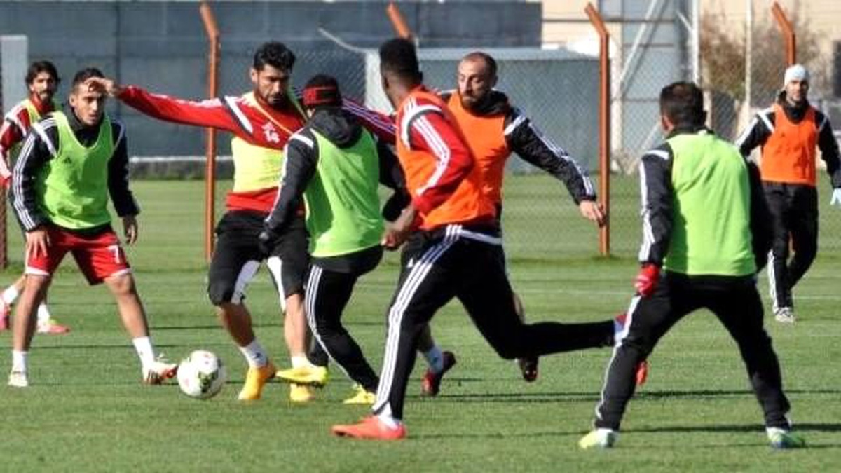 Sivasspor\'a 500 Öğrenciden Moral