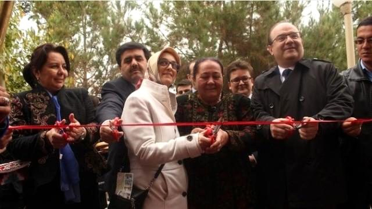 Tika Ata Yurdu Özbekistan Kadınlarının Yanında