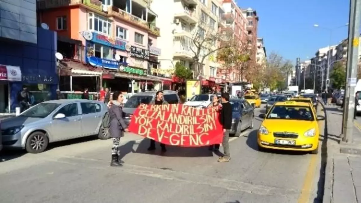 Başkent\'te YÖK Protestosunda 4 Gözaltı